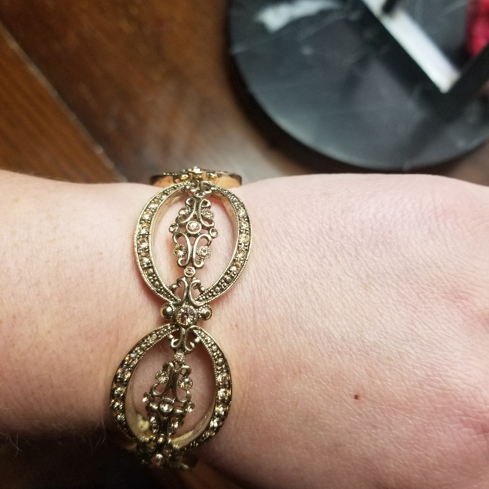 Gold bracelet